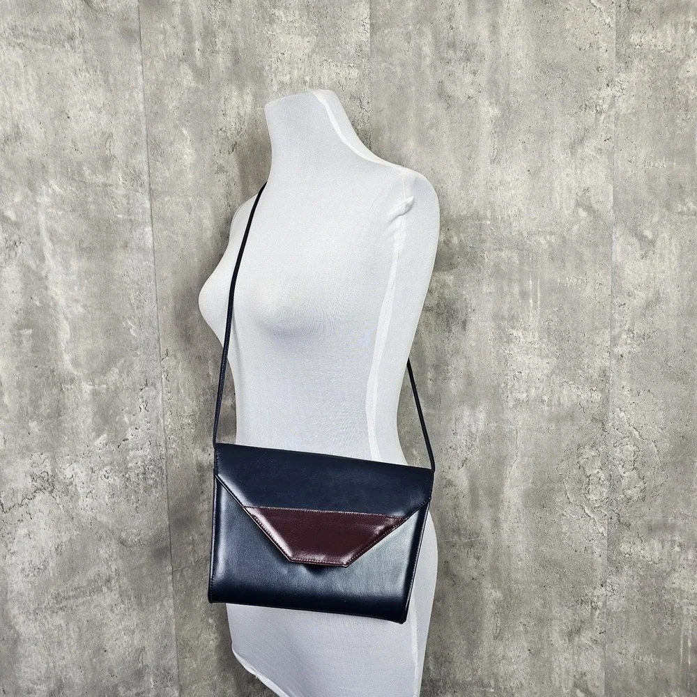 Vintage 80s Navy and Merlot Red‎ Colorblock Envelope Clutch Crossbosy Bag Purse